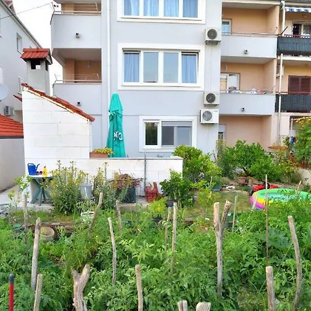 Red Rose Apartmán