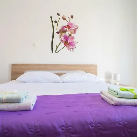 Red Rose Apartament *
