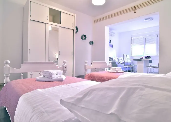 شقة Red Rose سبليت