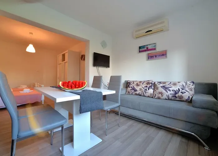 Red Rose Appartamento *