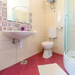 Red Rose شقة